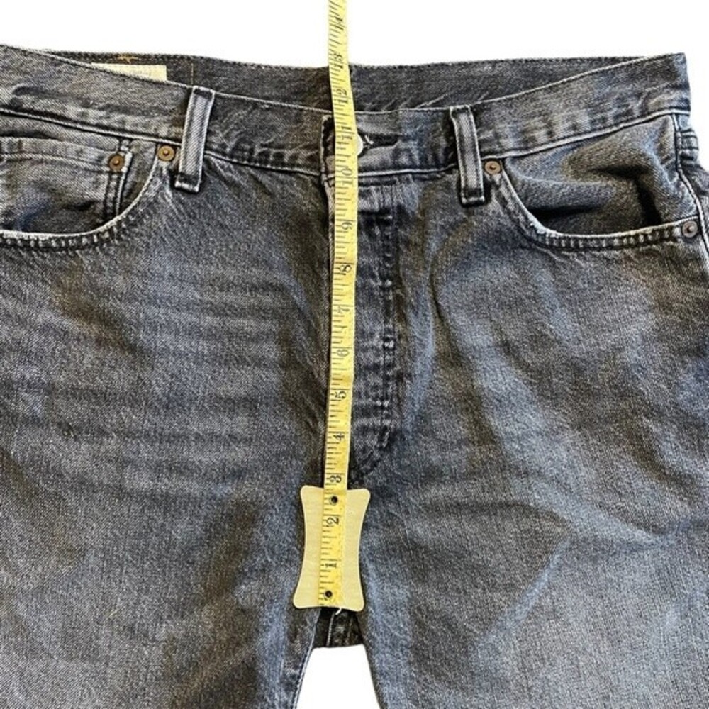 Levi's 501 Black Distressed Raw Hem Denim High Rise Jean Shorts Size 34 - Picture 9 of 10